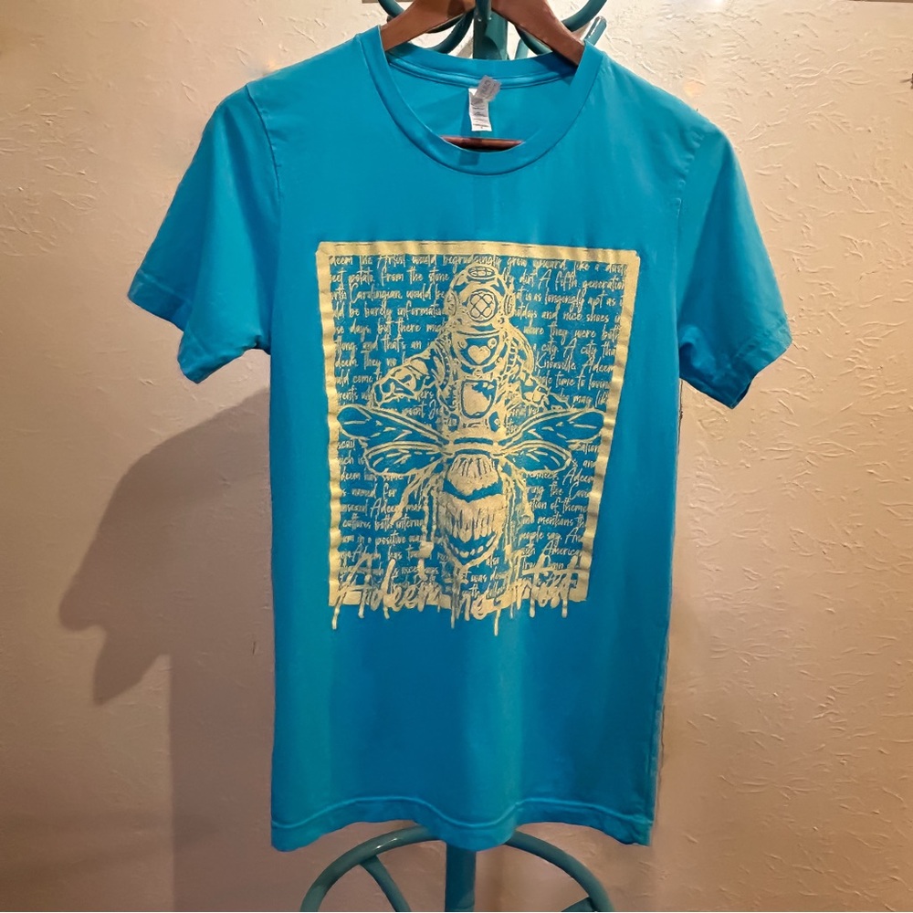 🏳️‍🌈 ADEEM THE ARTIST Graphic T-Shirt Blue Men’s Small Band Tee